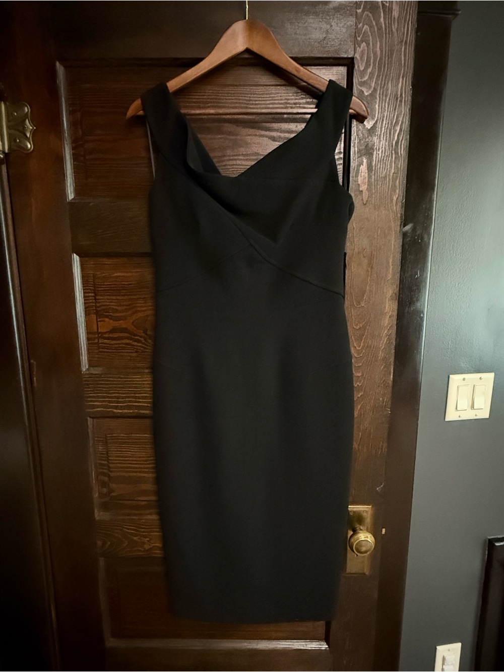 Roland Mouret Black Sleeveless Sheath Dress